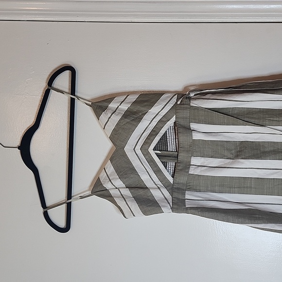Express Gray and White Striped Midi Dress - Picture 5 of 10